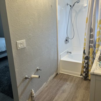 Cottage Construction - General Contractors Near Me - Costa Mesa, California