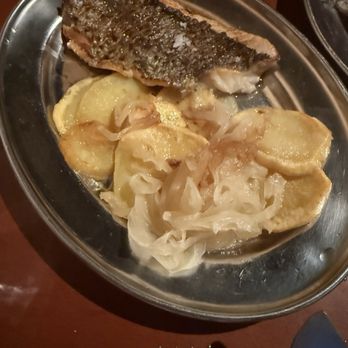 Abastos 2.0 - Sea bass with delicious potatoes and onions - Tapas Bars Near Me - Santiago de Compostela, C Abastos 2.0 - Sea bass with delicious potatoes and onions - Tapas Bars Near Me - Santiago de Compostela, C