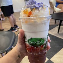 Halo halo - finally one that I can order/get from!!!!