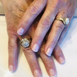 Cindy’s Nails Spa - Natural french manicure
