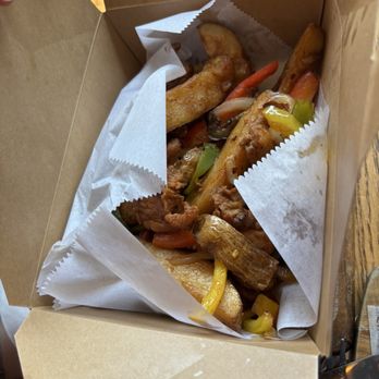 Woodbines - Woodbines Traditional Irish Spice Box - Irish Near Me - Long Island City, New York