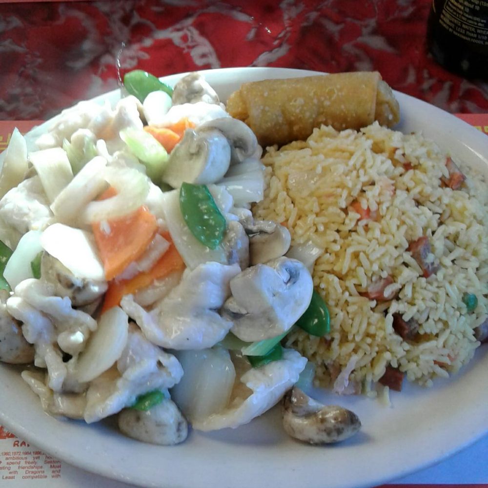 No. 1 Kitchen - Moo goo gai pan combination dinner. - Chinese Near Me - Huntington, West Virginia No. 1 Kitchen - Moo goo gai pan combination dinner. - Chinese Near Me - Huntington, West Virginia