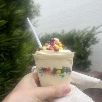Kohl's Frozen Custard - Vanilla Soft-Serve Custard - Small - Ice Cream & Frozen Yogurt Near Me - Wrightsville Beach, North Carolina Kohl's Frozen Custard - Vanilla Soft-Serve Custard - Small - Ice Cream & Frozen Yogurt Near Me - Wrightsville Beach, North Carolina