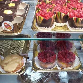 Bis La Boulange - Bakeries Near Me - Riviere-Du-Loup, Quebec