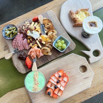 Chill Coffee and Wine Bar - Coffee & Tea Near Me - Arlington, Texas