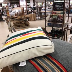 Dillard's