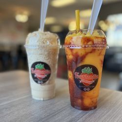 Frutilandia - Mangoneada and Raspado de Coco