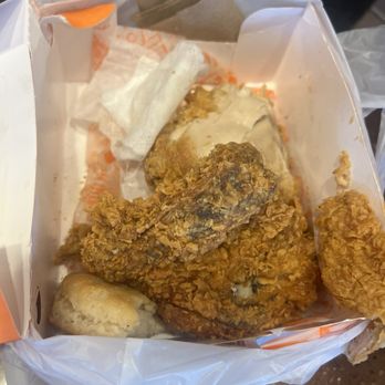 Popeyes Louisiana Kitchen - Pantyliner found in my food! Manager peeled it apart to look at it and threw the whole meal in the garbage! - Fast Food Near Me - Graham, North Carolina Popeyes Louisiana Kitchen - Pantyliner found in my food! Manager peeled it apart to look at it and threw the whole meal in the garbage! - Fast Food Near Me - Graham, North Carolina