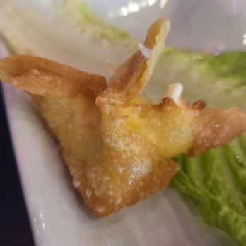 Straw Hat Sushi - Crab ragoon - Japanese Near Me - Frankfort, Illinois Straw Hat Sushi - Crab ragoon - Japanese Near Me - Frankfort, Illinois