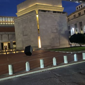 Old Town Trolley Tours - Holocaust Museum - Tours Near Me - Washington, DC, District of Columbia Old Town Trolley Tours - Holocaust Museum - Tours Near Me - Washington, DC, District of Columbia