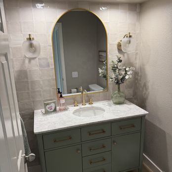 L&E Construction Group - Guest bathroom - General Contractors Near Me - Santa Ana, California L&E Construction Group - Guest bathroom - General Contractors Near Me - Santa Ana, California
