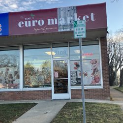 Euro Market - Updated signage