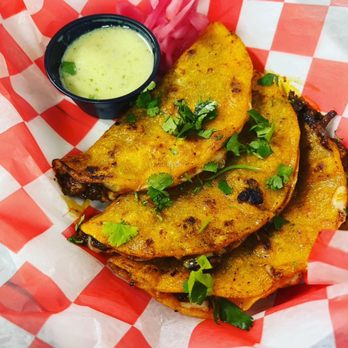 Doanvilles Finest Foods - Barria tacos - Food Trucks Near Me - Canton, Ohio Doanvilles Finest Foods - Barria tacos - Food Trucks Near Me - Canton, Ohio