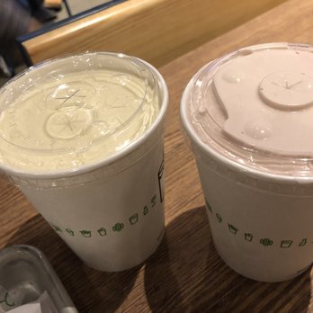 Shake Shack Central West End - Vanilla and strawberry shakes - Ice Cream & Frozen Yogurt Near Me - St. Louis, Missouri Shake Shack Central West End - Vanilla and strawberry shakes - Ice Cream & Frozen Yogurt Near Me - St. Louis, Missouri
