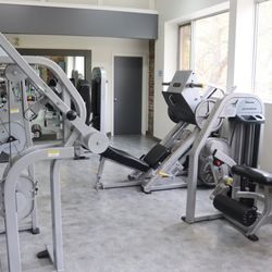 The Academy Gym - Legs machines 2