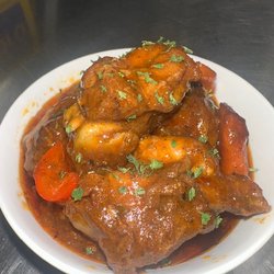 Island Pride - Brown stew chicken