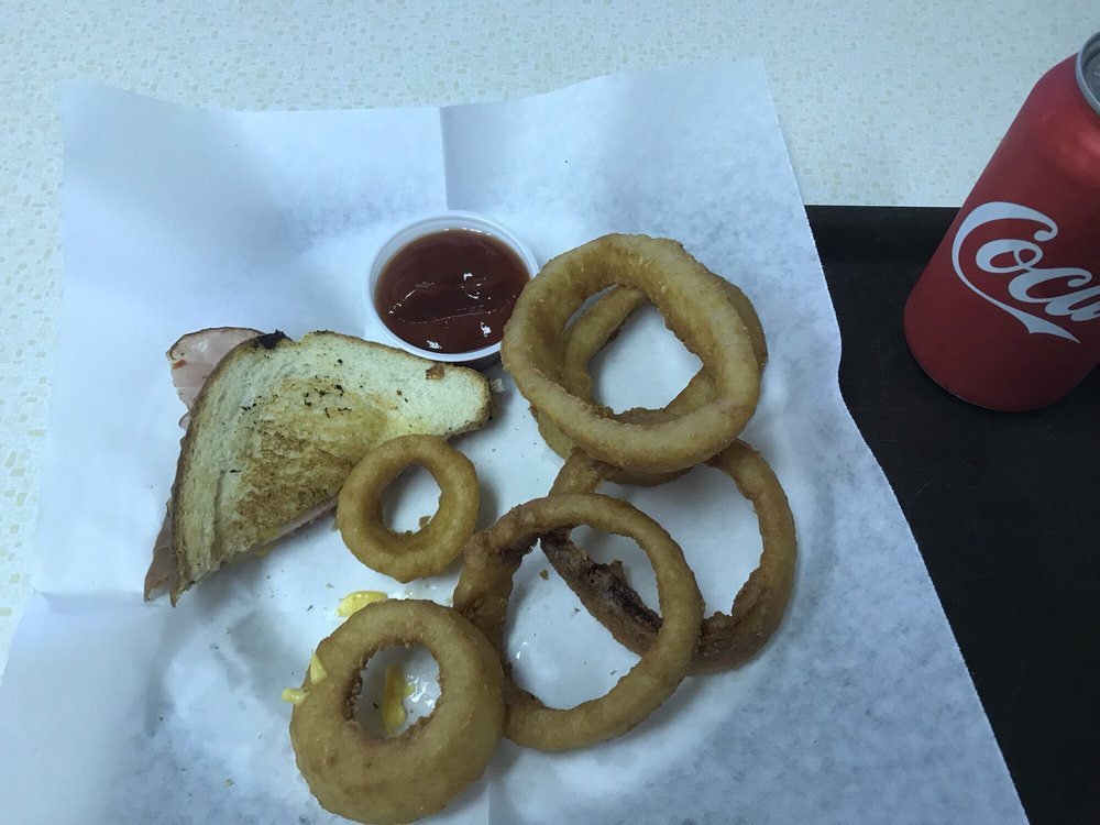 PADEN CITY TASTY FREEZ 512 S 4th Ave, Paden City, West Virginia Ice