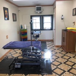 Bow Wow's Boutique - Grooming Area