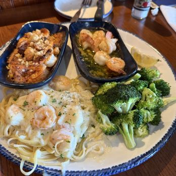 Red Lobster - Seafood Near Me - Joliet, Illinois