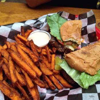 Silverpeak Grill - Bacon bison burger and sweet potato fries - yummy - American Near Me - Aspen, Colorado Silverpeak Grill - Bacon bison burger and sweet potato fries - yummy - American Near Me - Aspen, Colorado