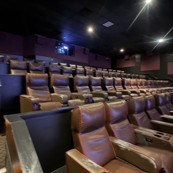 AMC Temecula 10 - Run down seating - Cinema Near Me - Temecula, California