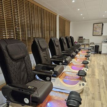 Finger Nail - Nail Technicians Near Me - Westport, Connecticut Finger Nail - Nail Technicians Near Me - Westport, Connecticut