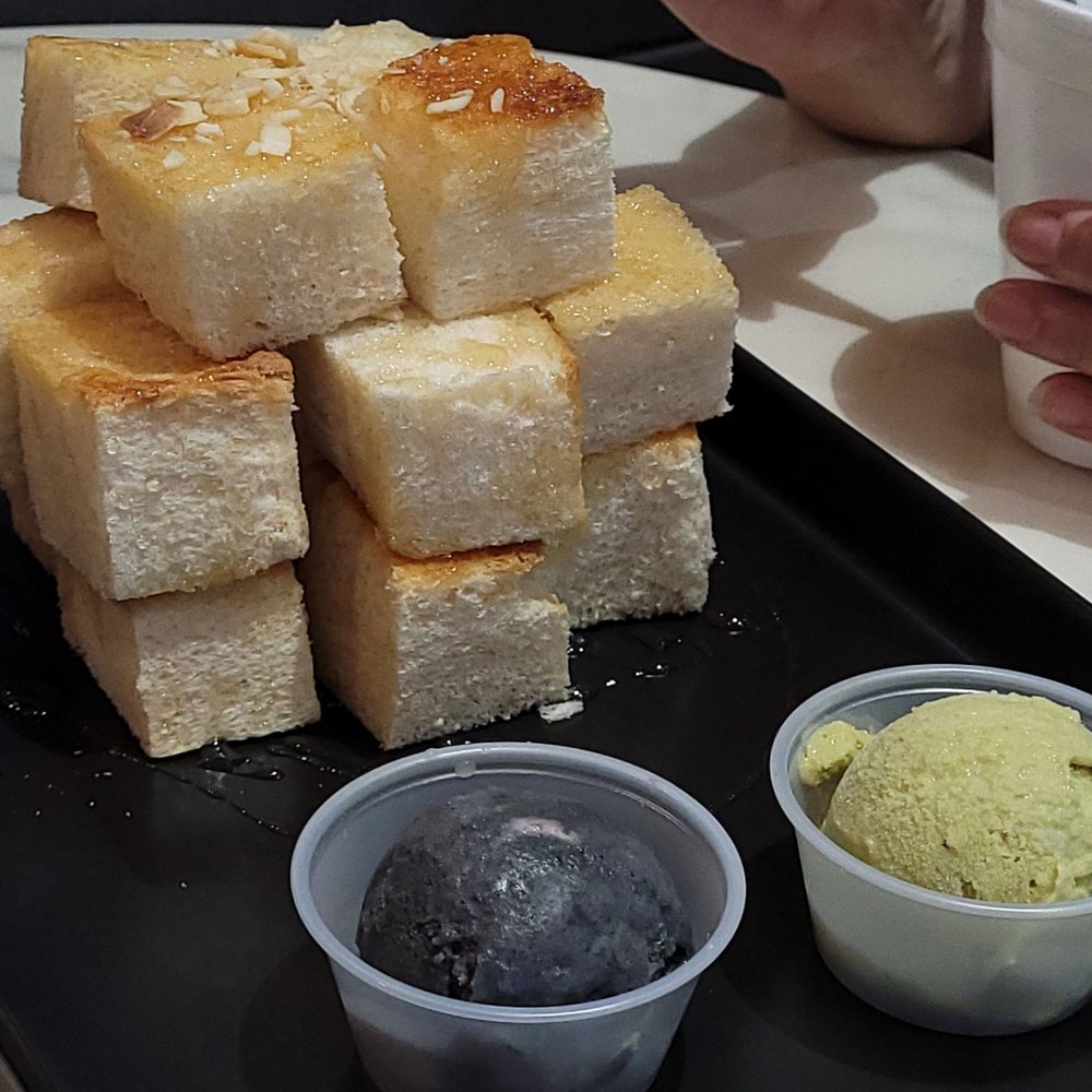 Bingsu Bean - Honey toast - Desserts Near Me - Toronto, Ontario Bingsu Bean - Honey toast - Desserts Near Me - Toronto, Ontario