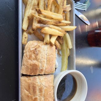 Mo's Irish Pub - French Dip with fries - Irish Near Me - Wauwatosa, Wisconsin