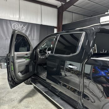 Onyx Tint Lounge - Car Window Tinting Near Me - Houston, Texas