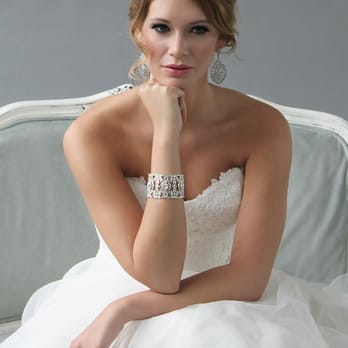 Cleveland Bridal Makeup - Here comes the bride! - Makeup Artists Near Me Cleveland Bridal Makeup - Here comes the bride! - Makeup Artists Near Me
