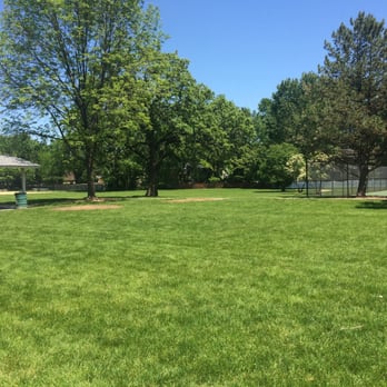 Beau Bien Park - Parks Near Me - Lisle, Illinois
