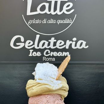 Come Il Latte - Signage and double scoop - Gelato Near Me - Rome, RM