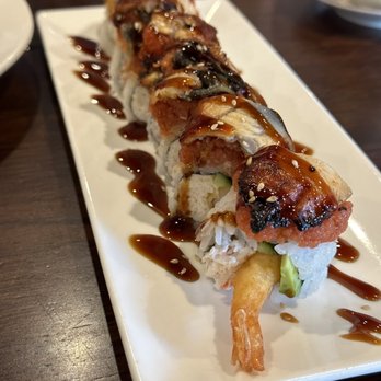Wa Izakaya - SGV - Rattle Snake Roll - Sushi Bars Near Me - San Gabriel, California