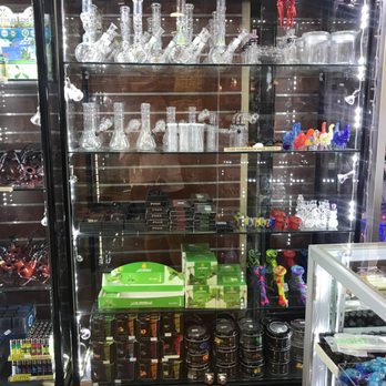 Avenue B Beer & Cigars - Vape Shops Near Me - New York, New York