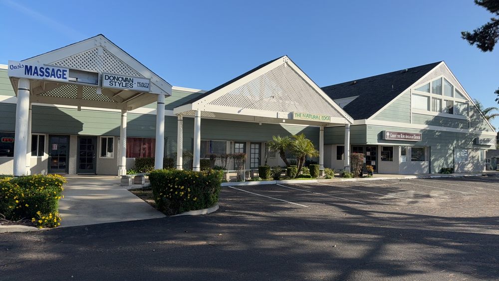 Oasis Massage Therapy Logo