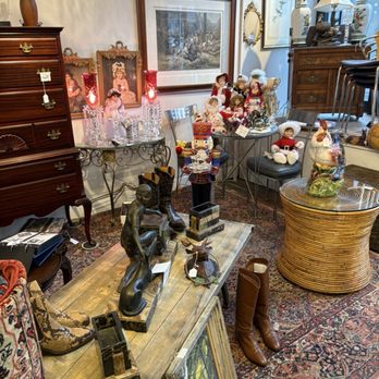 People's Store Antique Center - Antiques Near Me - Lambertville, New Jersey People's Store Antique Center - Antiques Near Me - Lambertville, New Jersey
