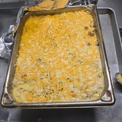 Bucking Good BBQ - Fresh smoked Mac and Cheese
