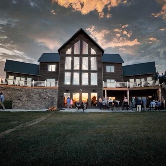 WILLOW OAK LODGE Request a Quote 8410 Highway 43, Spruce Pine