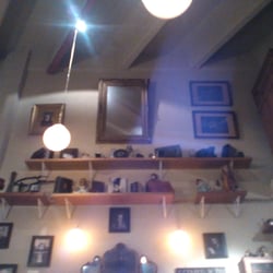 El Extranjero - Detalles del bar.