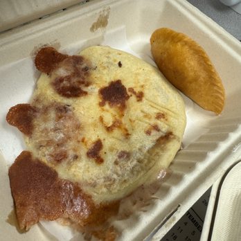 3 Amigas Pupuseria - Bean and cheese pupusa - Salvadoran Near Me - Stockton, California 3 Amigas Pupuseria - Bean and cheese pupusa - Salvadoran Near Me - Stockton, California
