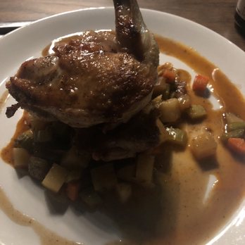 Linear Restaurant - Chicken - New American Near Me - Grand Rapids, Michigan