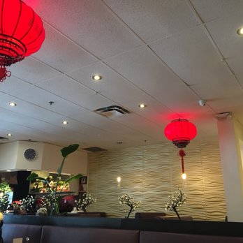 Hakka Ren - Chinese Near Me - Mississauga, Ontario