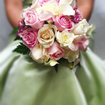 Sheek Floral - Beautiful Bridesmaid created with an array of roses - Florists Near Me Sheek Floral - Beautiful Bridesmaid created with an array of roses - Florists Near Me