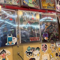 Strange Adventures - Wall comics