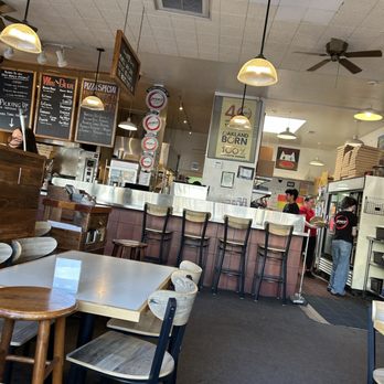 Zachary's Chicago Pizza - Pizza Near Me - Oakland, California Zachary's Chicago Pizza - Pizza Near Me - Oakland, California