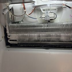 Mountain Maytag - Note ice build up in left return channel.
