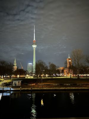 Berlin TV Tower by null