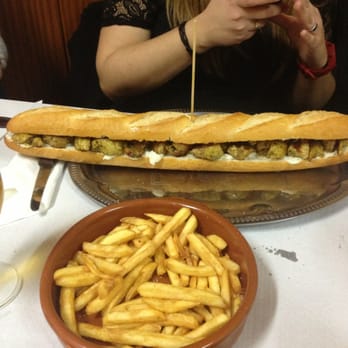 Bárbaro - Pincho! - Hot Dogs Near Me - Barcelona, B