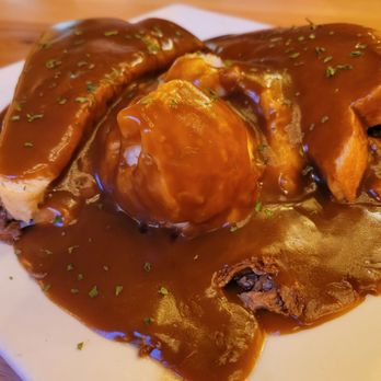 Badlands Saloon & Grille - Roast Beef Sandwich - Bars Near Me - Wall, South Dakota Badlands Saloon & Grille - Roast Beef Sandwich - Bars Near Me - Wall, South Dakota