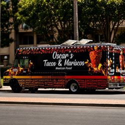 Oscar’s Tacos & Mariscos